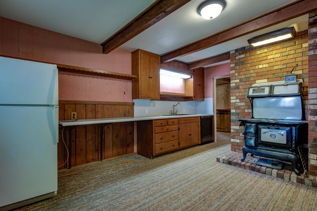 2915 Rockabye Lane, Redding, CA 96002