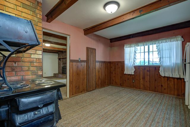 2915 Rockabye Lane, Redding, CA 96002