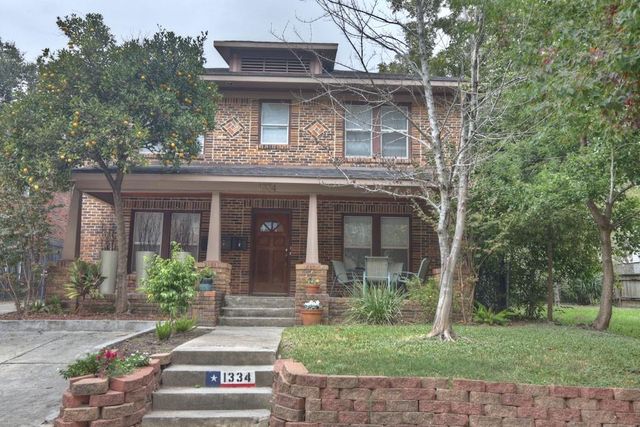 1334 W Pierce Street, Houston, TX 77019