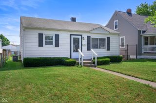 67 S 3rd Avenue, Beech Grove, IN 46107