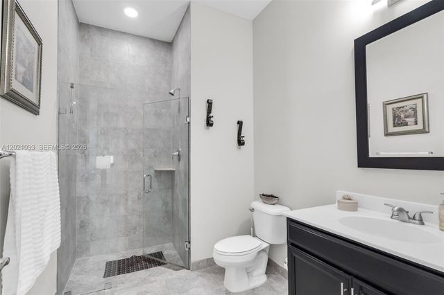 12427 NW 18th Ct, Pembroke Pines, FL 33028