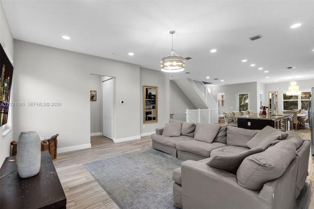 12427 NW 18th Ct, Pembroke Pines, FL 33028