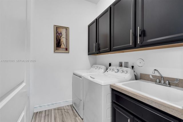 12427 NW 18th Ct, Pembroke Pines, FL 33028
