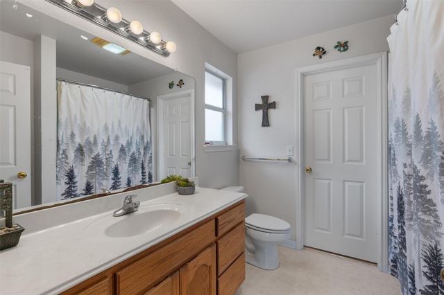 2054 Bentwood DR, New Braunfels, TX 78130