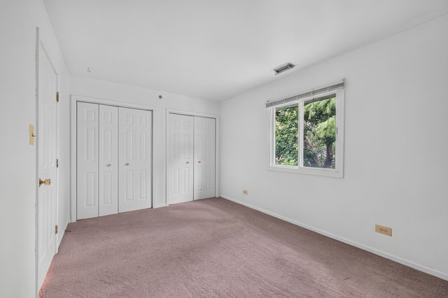 2S640 Cerny Road A4, Warrenville, IL 60555