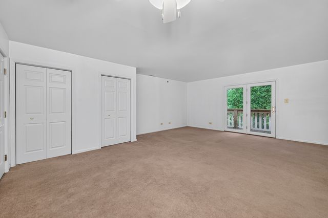 2S640 Cerny Road A4, Warrenville, IL 60555
