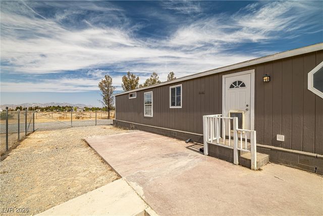 1391 East Gamebird Road, Pahrump, NV 89048