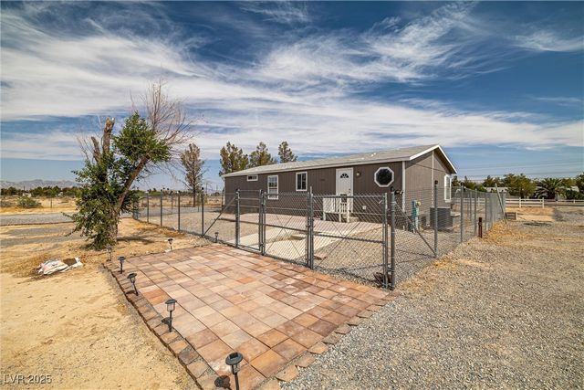 1391 East Gamebird Road, Pahrump, NV 89048