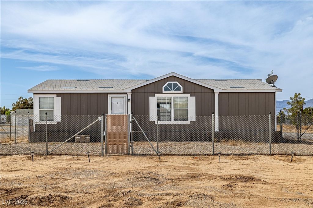 1391 East Gamebird Road, Pahrump, NV 89048