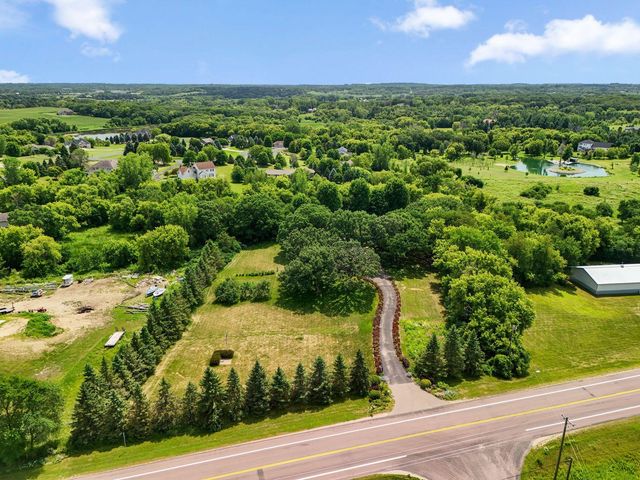 10035 Woodhill Boulevard, Lakeville, MN 55044