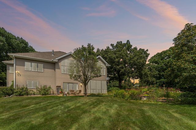 10035 Woodhill Boulevard, Lakeville, MN 55044