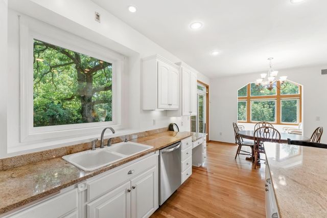 10035 Woodhill Boulevard, Lakeville, MN 55044