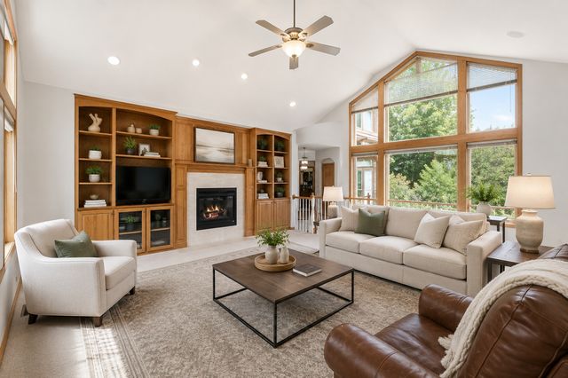 10035 Woodhill Boulevard, Lakeville, MN 55044