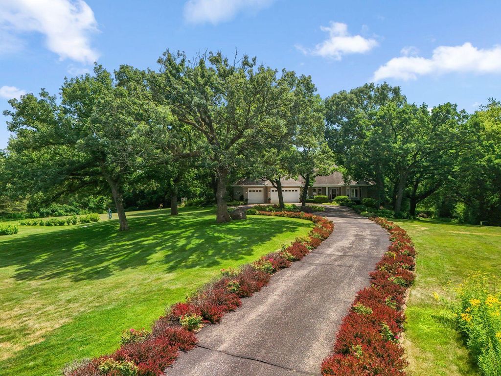 10035 Woodhill Boulevard, Lakeville, MN 55044 — photo 4