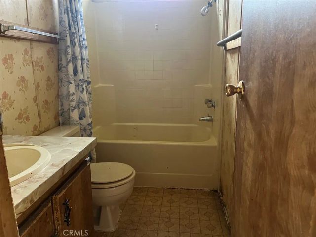 3701 Spring Valley Road, Clearlake Oaks, CA 95423