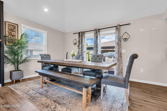 1009 Cable Avenue, Beachwood, NJ 08722