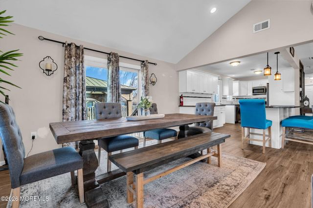 1009 Cable Avenue, Beachwood, NJ 08722