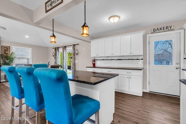 1009 Cable Avenue, Beachwood, NJ 08722