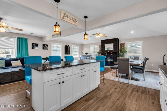 1009 Cable Avenue, Beachwood, NJ 08722