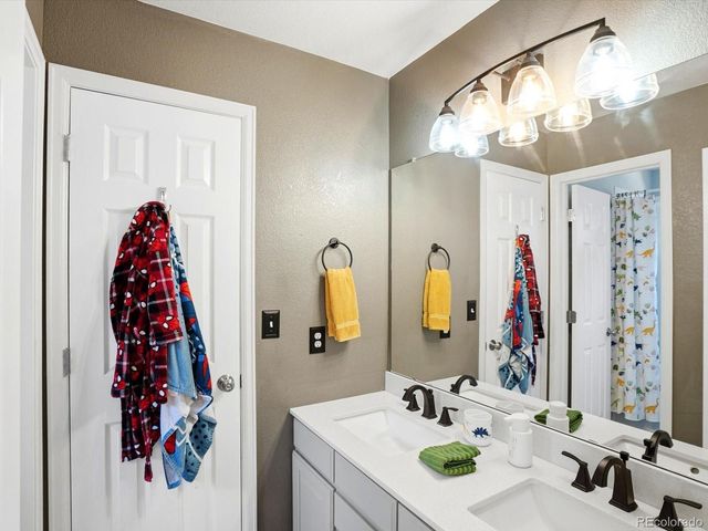 2957 E 135th Way, Thornton, CO 80241