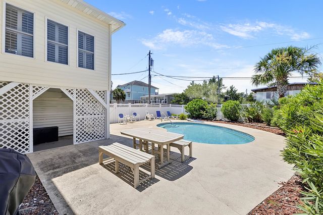 4706 Surf St., North Myrtle Beach, SC 29582