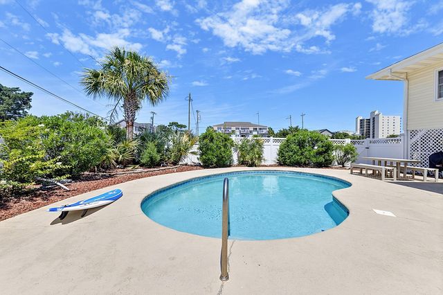 4706 Surf St., North Myrtle Beach, SC 29582