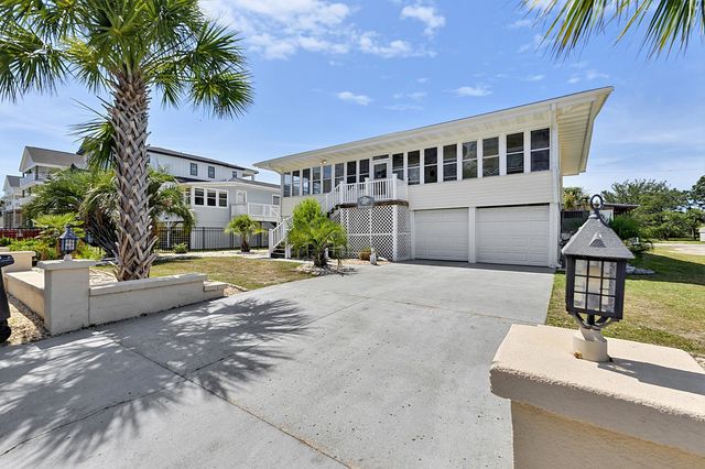 4706 Surf St., North Myrtle Beach, SC 29582