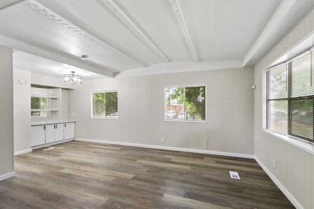 6626 Birnam St, Rio Linda, CA 95673