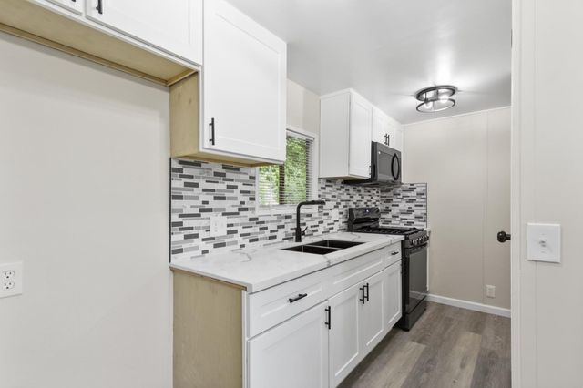 6626 Birnam St, Rio Linda, CA 95673