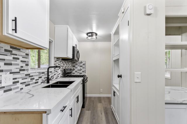 6626 Birnam St, Rio Linda, CA 95673