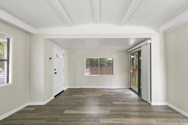 6626 Birnam St, Rio Linda, CA 95673