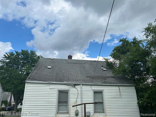 6403 Faust Avenue, Detroit, MI 48228