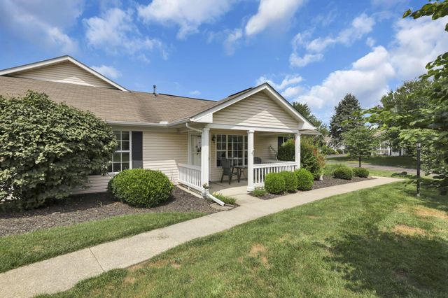 1352 Hillview Circle W, Newark, OH 43055