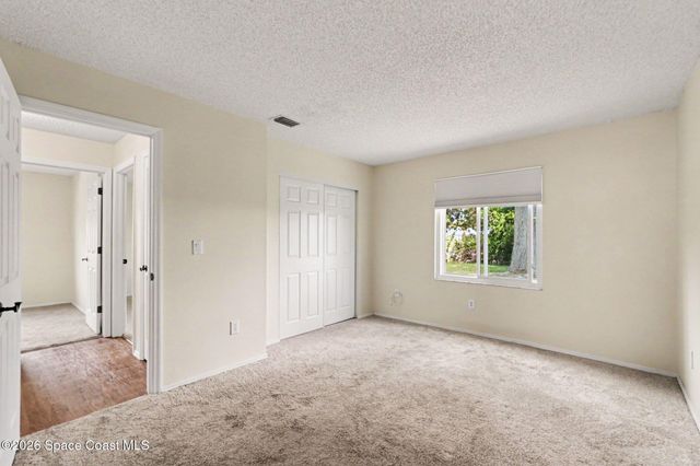882 Wateroak Drive NE, Palm Bay, FL 32905