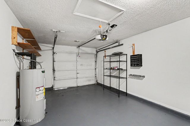 882 Wateroak Drive NE, Palm Bay, FL 32905