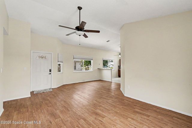 882 Wateroak Drive NE, Palm Bay, FL 32905