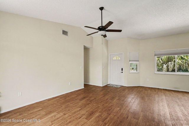 882 Wateroak Drive NE, Palm Bay, FL 32905