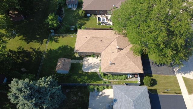 3208 15th AVENUE, South Milwaukee, WI 53172