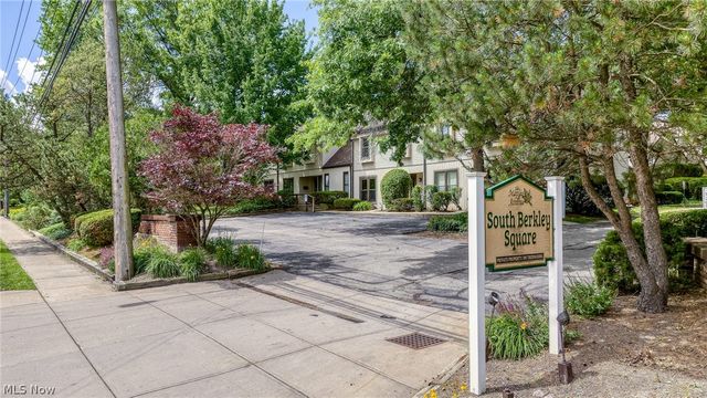 988 Som Center Road E2, Mayfield Village, OH 44143