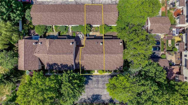 988 Som Center Road E2, Mayfield Village, OH 44143