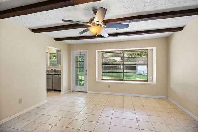 9718 Shady Tree Lane, Houston, TX 77086