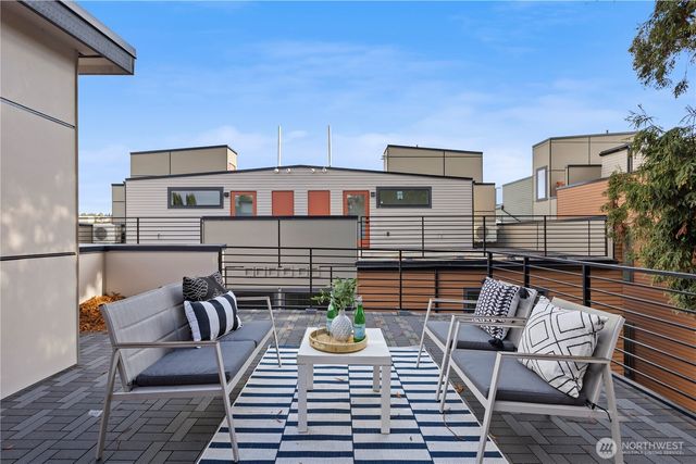 6546 A Latona Avenue NE, Seattle, WA 98115