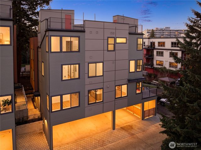 6546 A Latona Avenue NE, Seattle, WA 98115