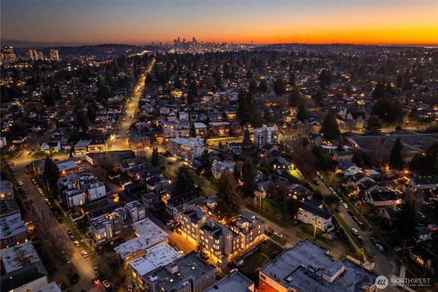 6546 A Latona Avenue NE, Seattle, WA 98115