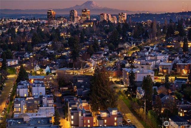 6546 A Latona Avenue NE, Seattle, WA 98115