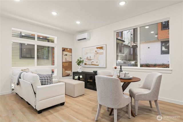 6546 A Latona Avenue NE, Seattle, WA 98115