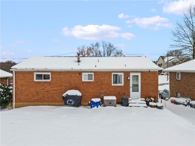 817 Gladden Road, Canonsburg, PA 15317