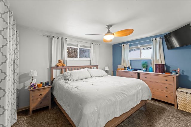 817 Gladden Road, Canonsburg, PA 15317