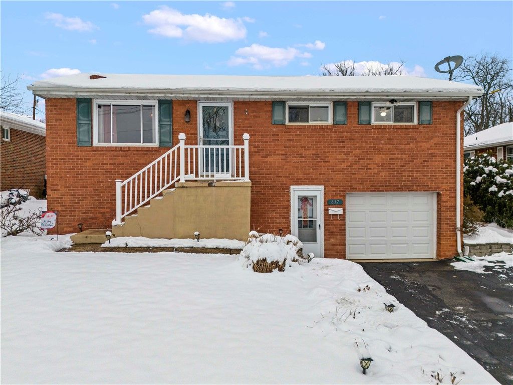 817 Gladden Road, Canonsburg, PA 15317