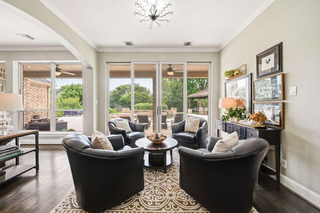 18 Waters Lake Boulevard, Missouri City, TX 77459